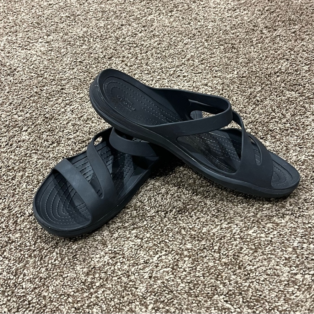 Crocs Swiftwater Sandals Women’s Size 10 Black Slip On Comfy Casul Strappy